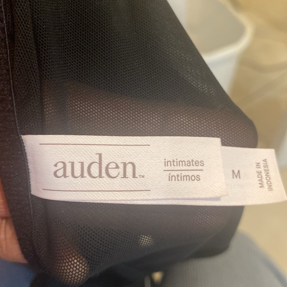 Auden size Medium Intimate New With Tags - Picture 5 of 5